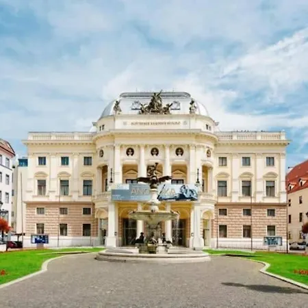 Lägenhet Diamond ***** In Old Town Bratislava